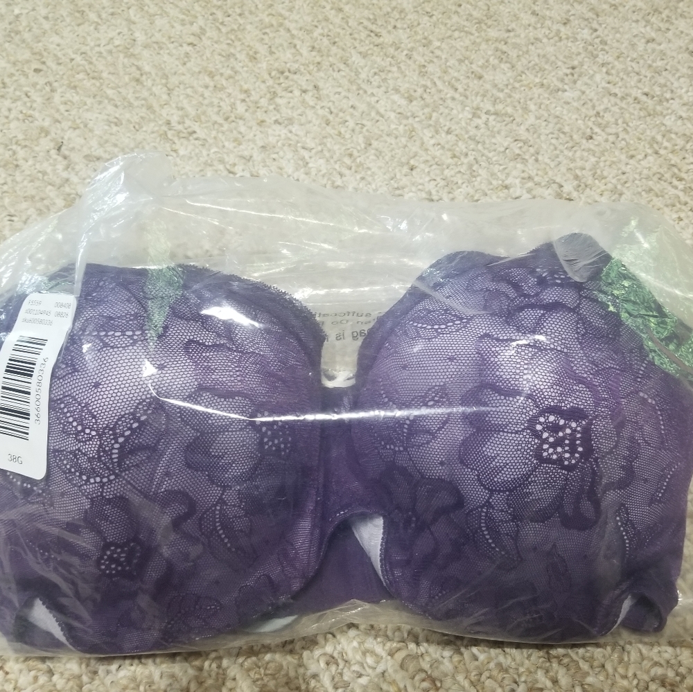 38G BlackBerry Lace Bra